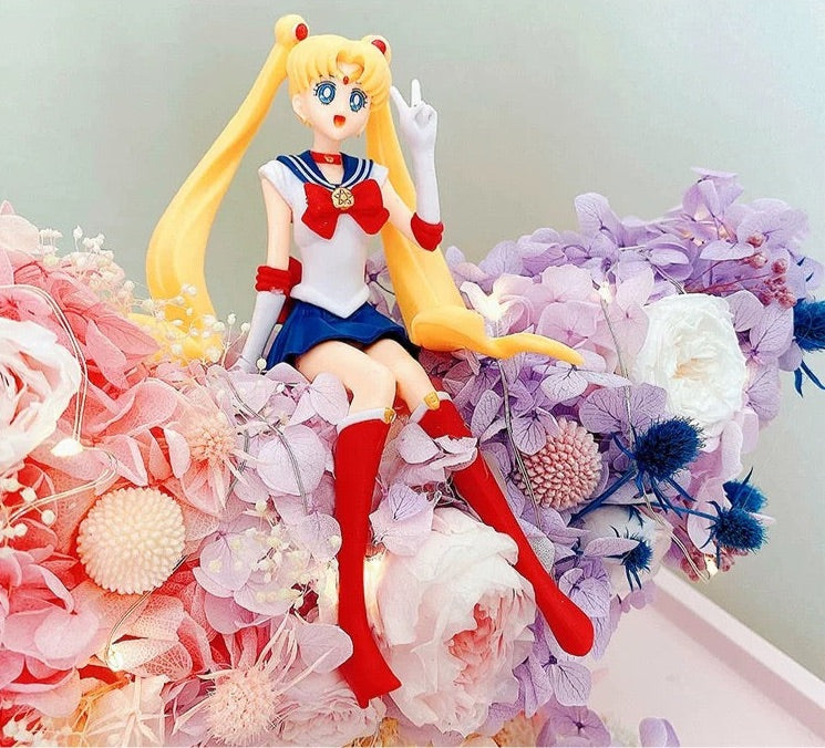 Sailor Moon with Preserved Flowers Deluxe